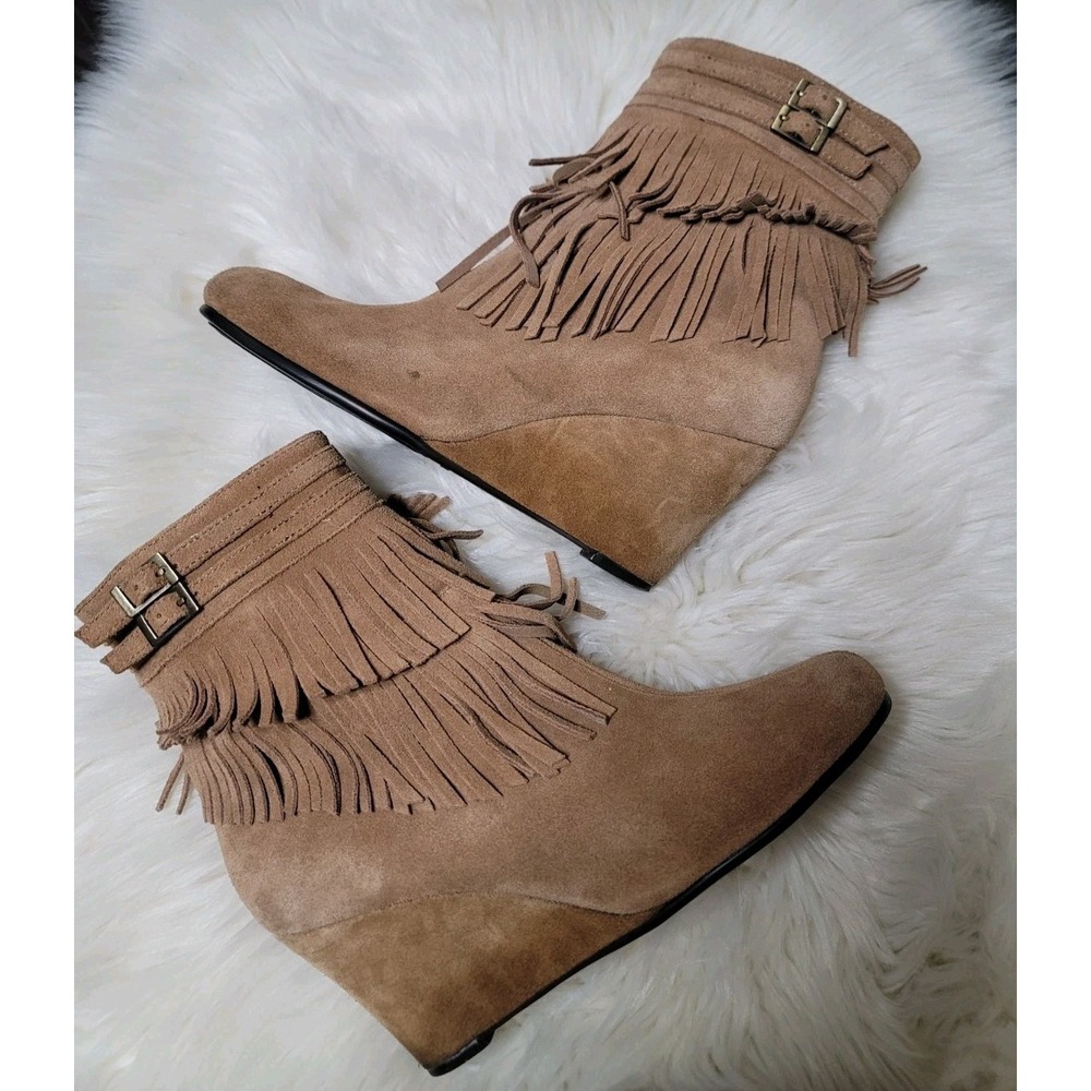 Aerosoles 8.5M Plumming Bird fringe Wedge ankle boots Leather Tan Suede Women's